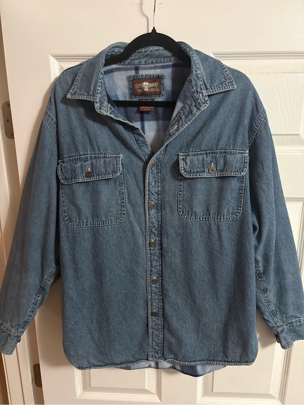 Levi's long sleeve shirt jacket shacket fleece lined button up cotton fall M